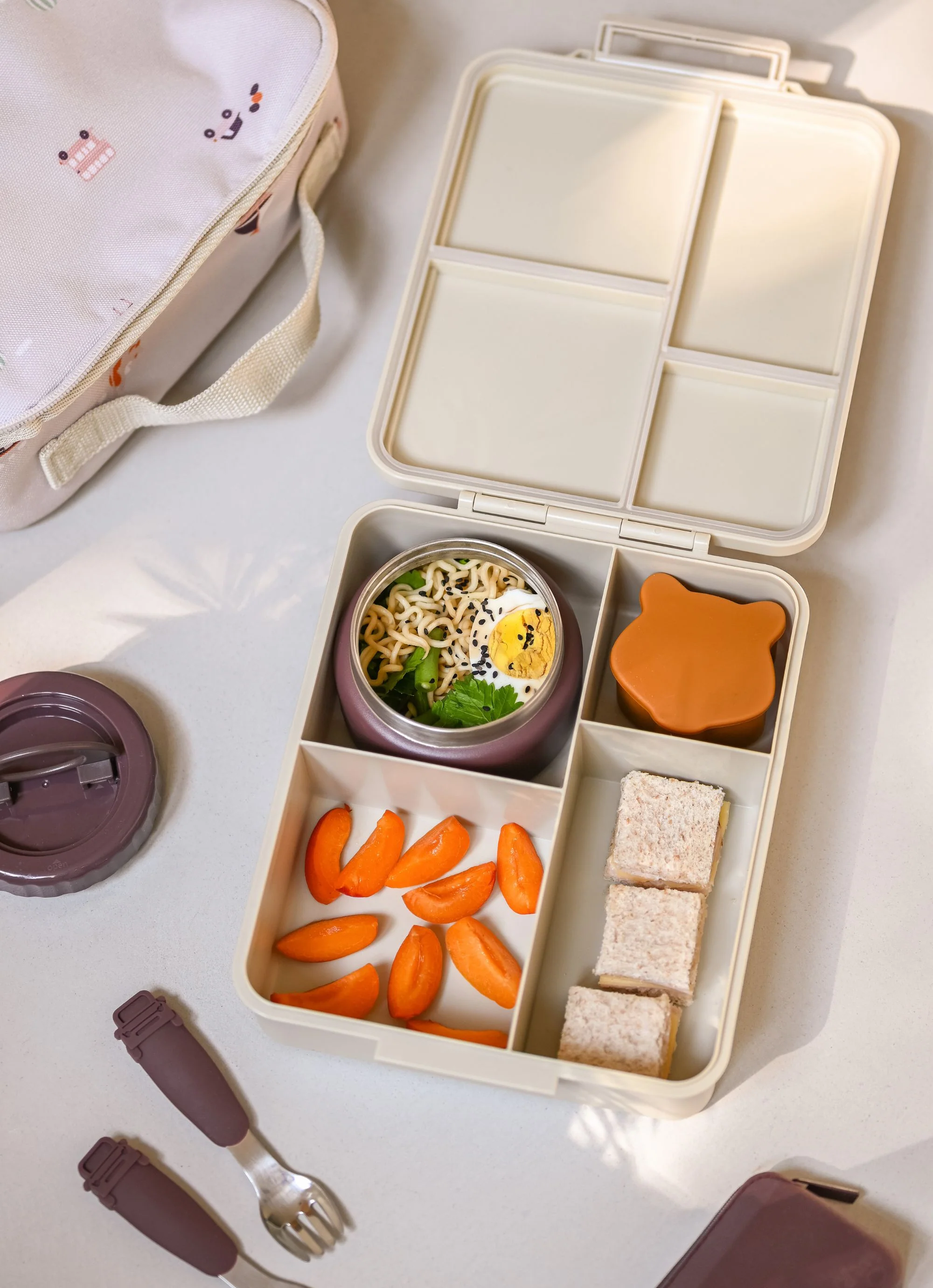 Grand Lunch Box - Vehicles - Image 9