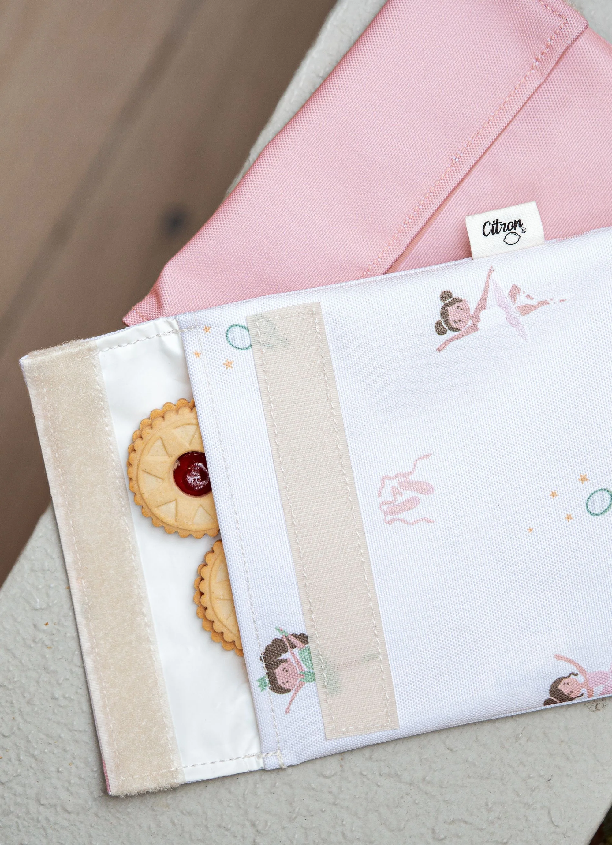Two Reusable Sandwich Bags - Ballerina/Blush Pink - Image 6