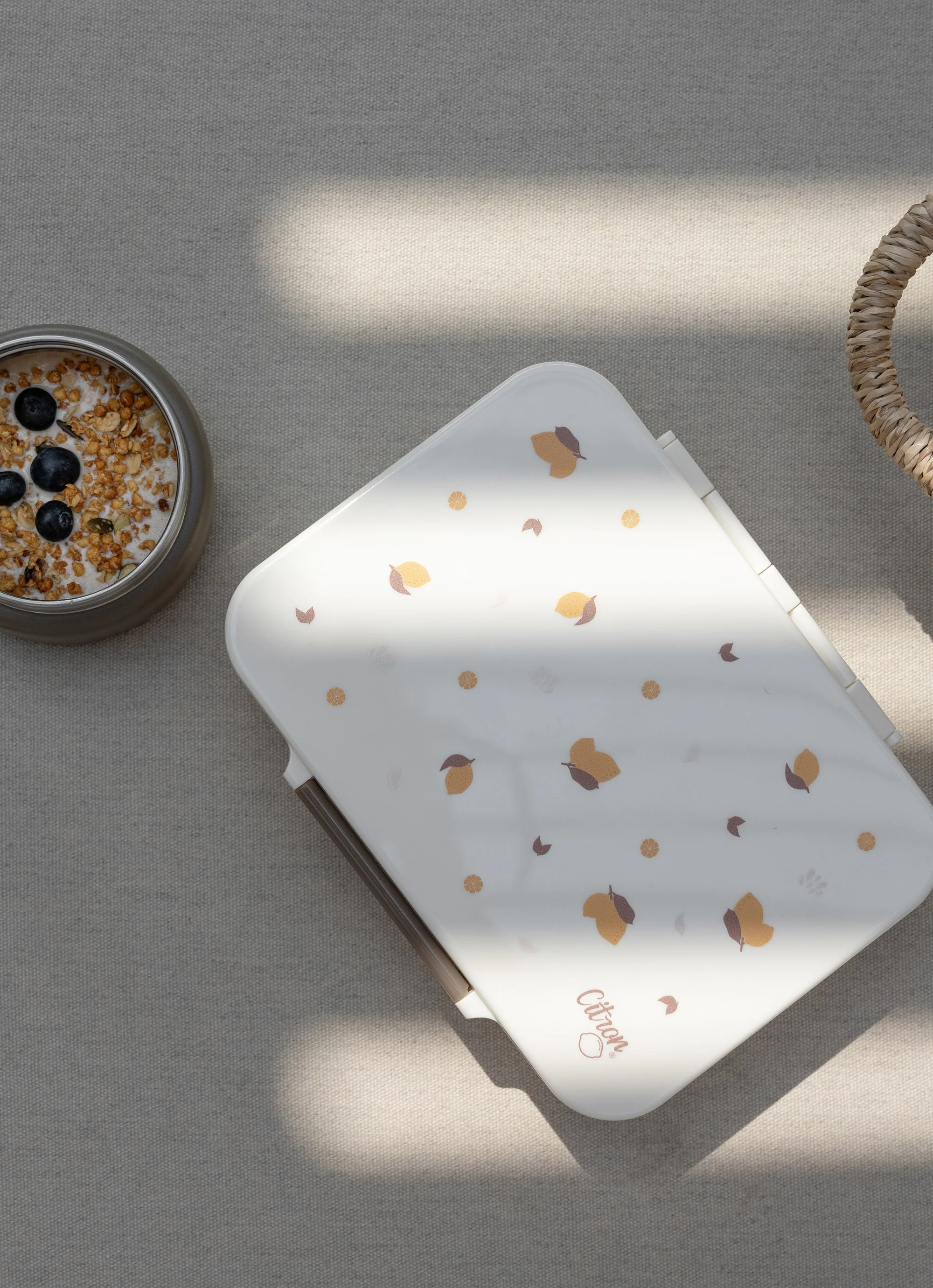 Tritan Lunch Box - Lemon - Image 5